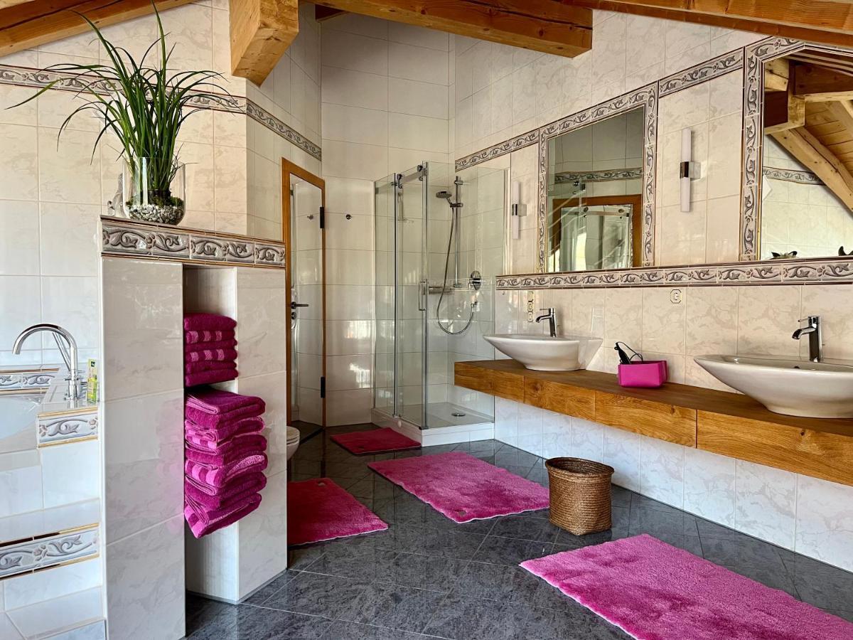 Wally Luxus Lodge Im Ferienhaus Magdalena Митенвалд Екстериор снимка